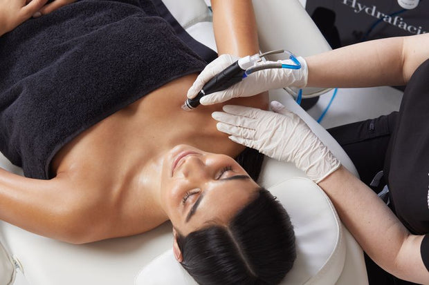 <h2><strong>Hydrafacial</strong></h2>